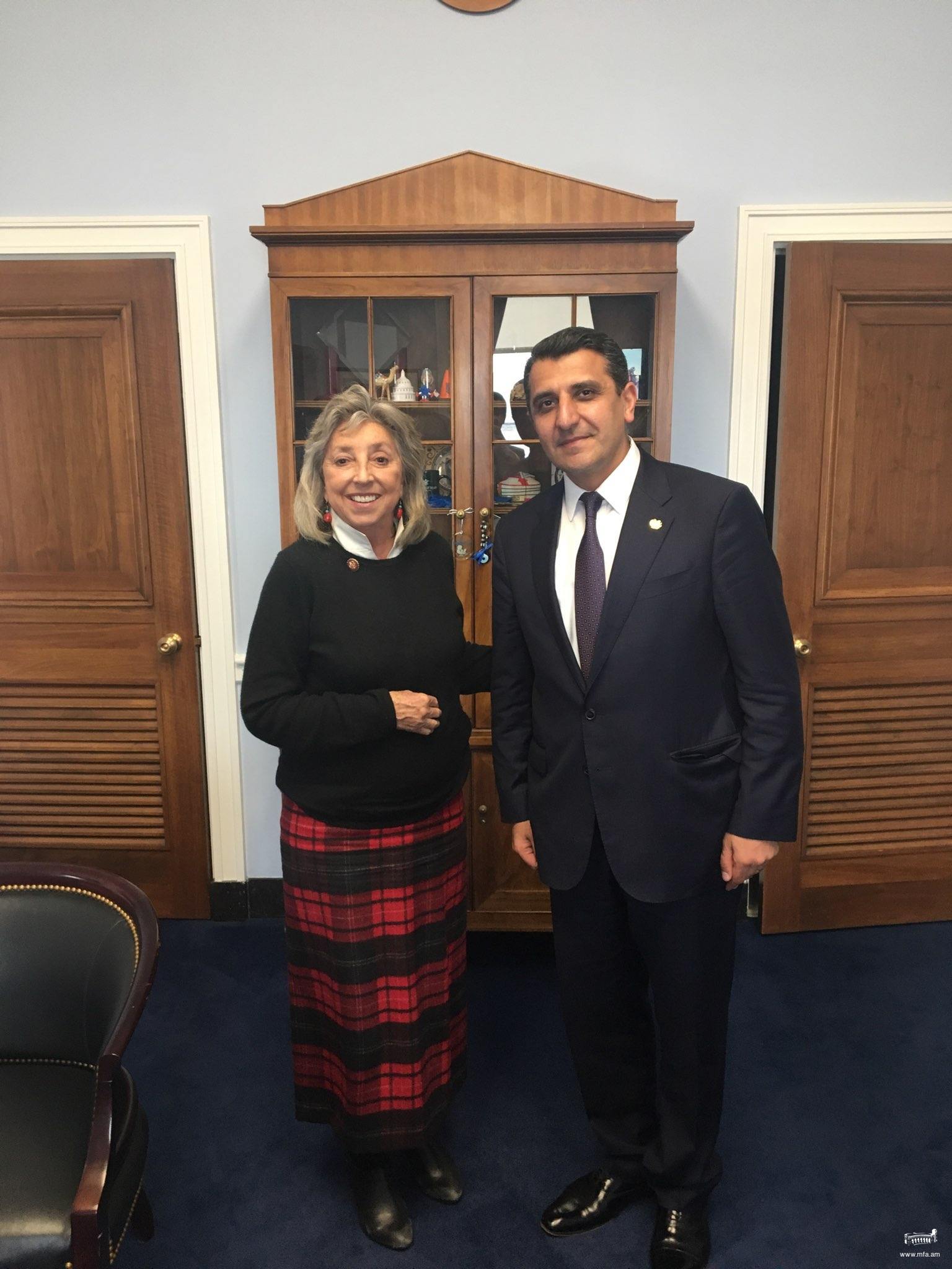 Ambassador Nersesyan’s Meeting with Congresswoman Dina Titus