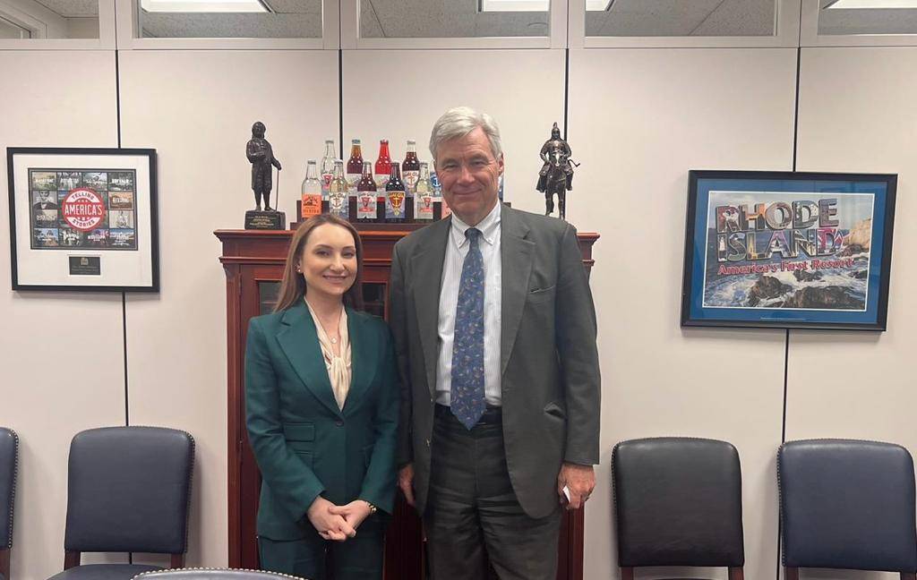 Ambassador Lilit Makunts had a meeting with US Senator Sheldon Whitehouse (D-Rhode Island)