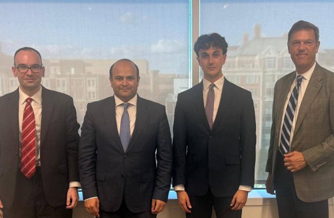 On October 6, Ambassador Narek Mkrtchyan met with George Beebe, director of grand strategy at the Quincy Institute, and researchers from the Eurasia Program