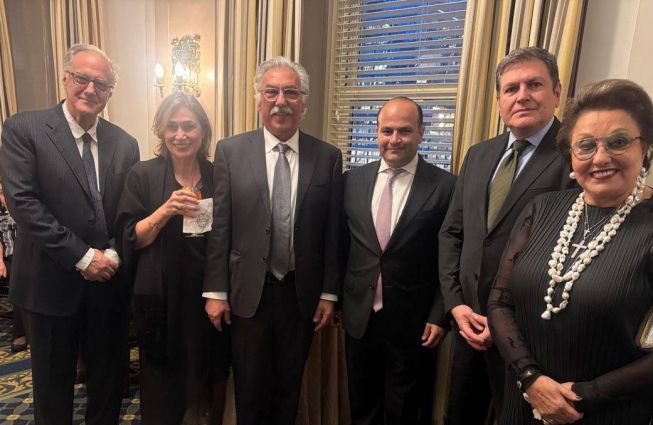 On October 25, Ambassador Narek Mkrtchyan attended the gala evening of the American University of Armenia in New York