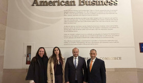 Դեսպան Նարեկ Մկրտչյանը հանդիպում է ունեցել ԱՄՆ Առևտրի պալատի փոխնախագահ Քուշ Չոկսիի և Միջին Արևելքի, Կենտրոնական Ասիայի և Թուրքիայի հարցերով փոխնախագահ Ջենիֆեր Միելի հետ