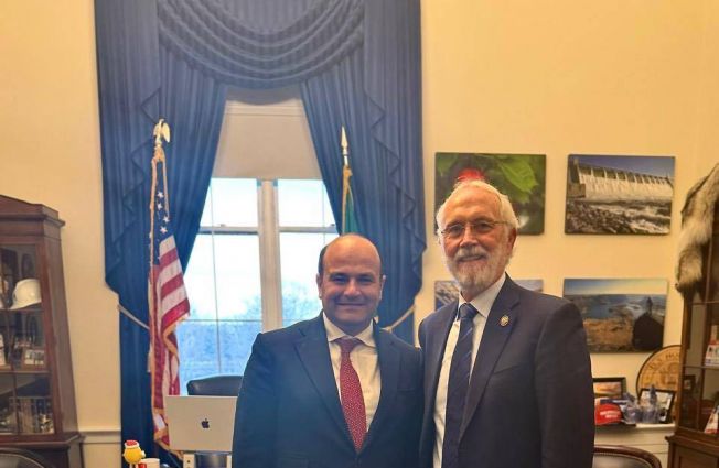 Դեսպան Նարեկ Մկրտչյանը հանդիպում է ունեցել ԱՄՆ Կոնգրեսի անդամ, գինեգործության հանձնաժողովի համանախագահ Դանիել Նյուհաուզի հետ