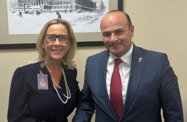 Ambassador Narek Mkrtchyan met with Deputy Assistant Secretary Rebecca Burch at the U.S. Department of the Treasury.