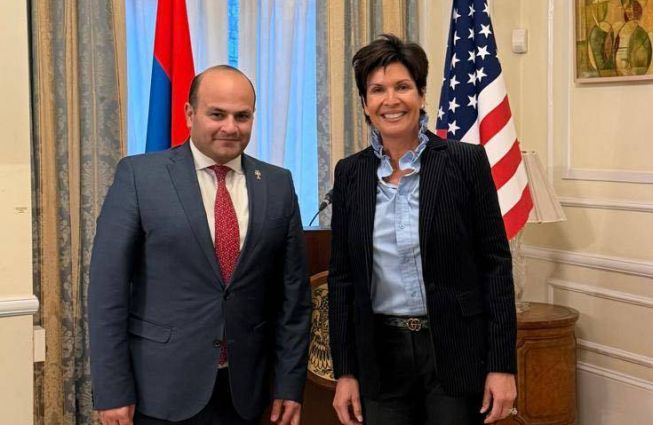 Դեսպան Մկրտչյանը դեսպանությունում հյուրընկալել է Թրամփ&ndash;Քենեդի կատարողական արվեստի կենտրոնի ավագ փոխնախագահ Լիզա Դեյլին