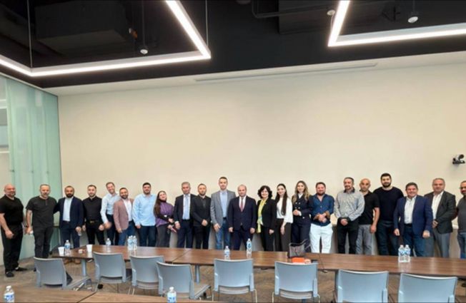 ՀՀ դեսպան Նարեկ Մկրտչյանը հանդիպում է ունեցել Մանթաշյանց գործարարների միության Լոս Անջելեսի մասնաճյուղի անդամների հետ