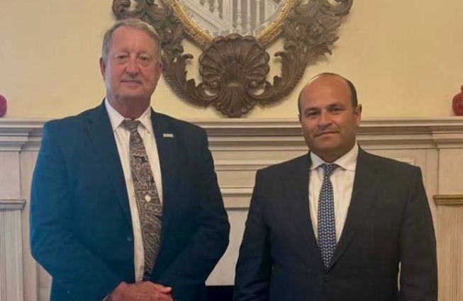 Ambassador Narek Mkrtchyan met with William Cunningham, Director of the International Programs Office of the U.S. Geological Survey (USGS)