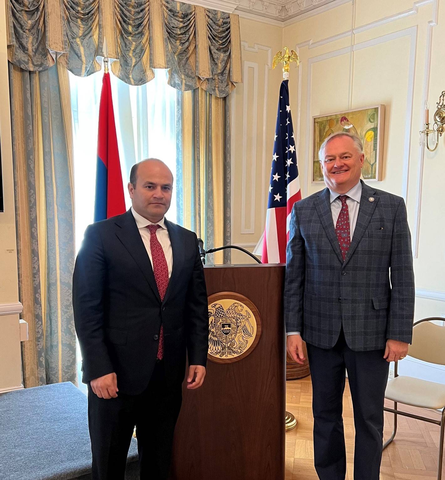 Նարեկ Մկրտչյանը հանդիպում է ունեցել Յուտայի նահանգապետի գրասենյակի համայնքային և միջկառավարական հարաբերությունների գծով ավագ խորհրդատու Մայք Մաուերի հետ